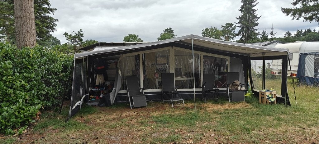 Knaus Azur 650 Tandemasser | 5 slaapplaatsen | Dorema 2024, Rondzit, Particulier, 5 tot 6 meter, Knaus