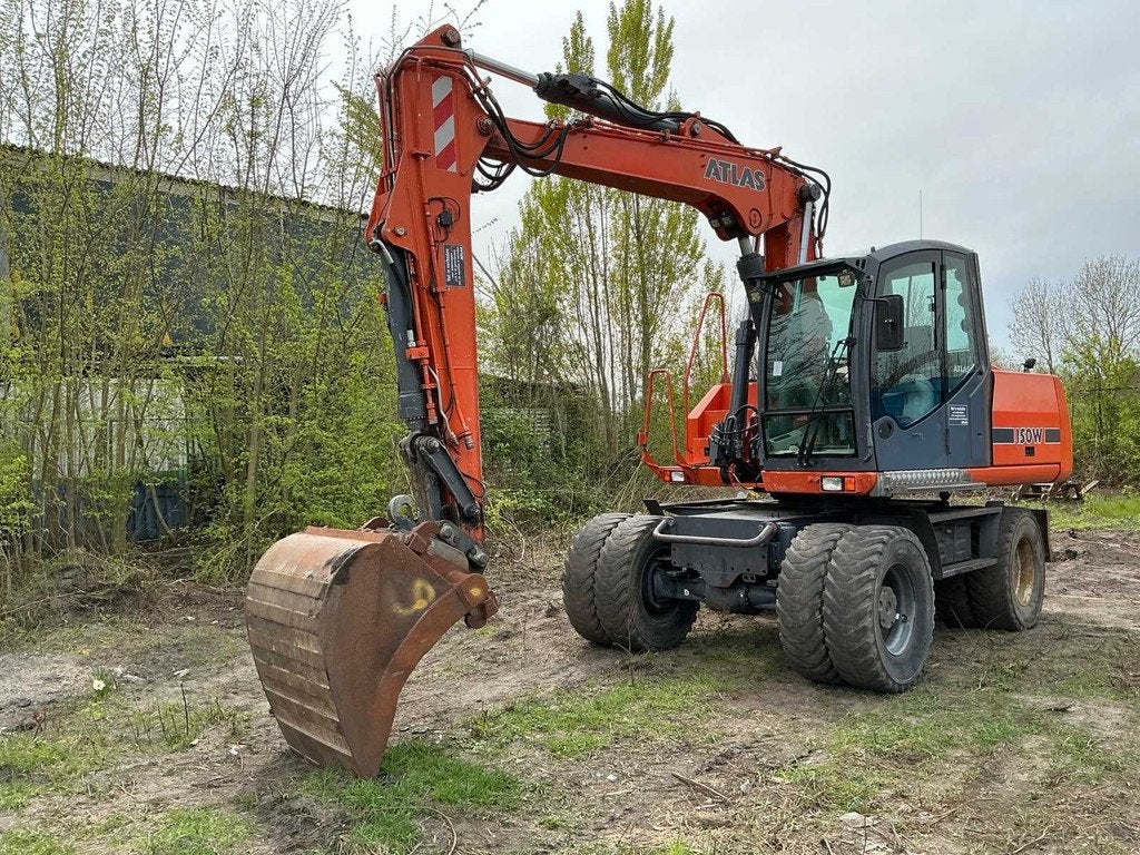 2010 ATLAS 150W Banden graafmachine, Graafmachine