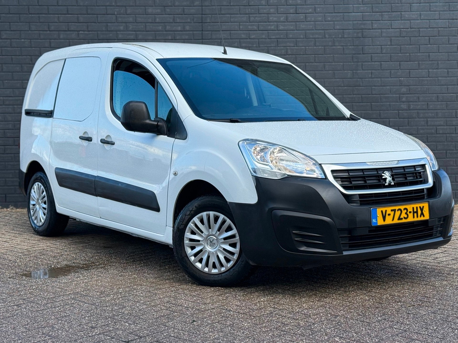 Peugeot Partner 1.6 BlueHdi Bj 2017 Airco Schuifdeur 158dkm, Voorwielaandrijving, Dealer onderhouden, Stof, 680 kg
