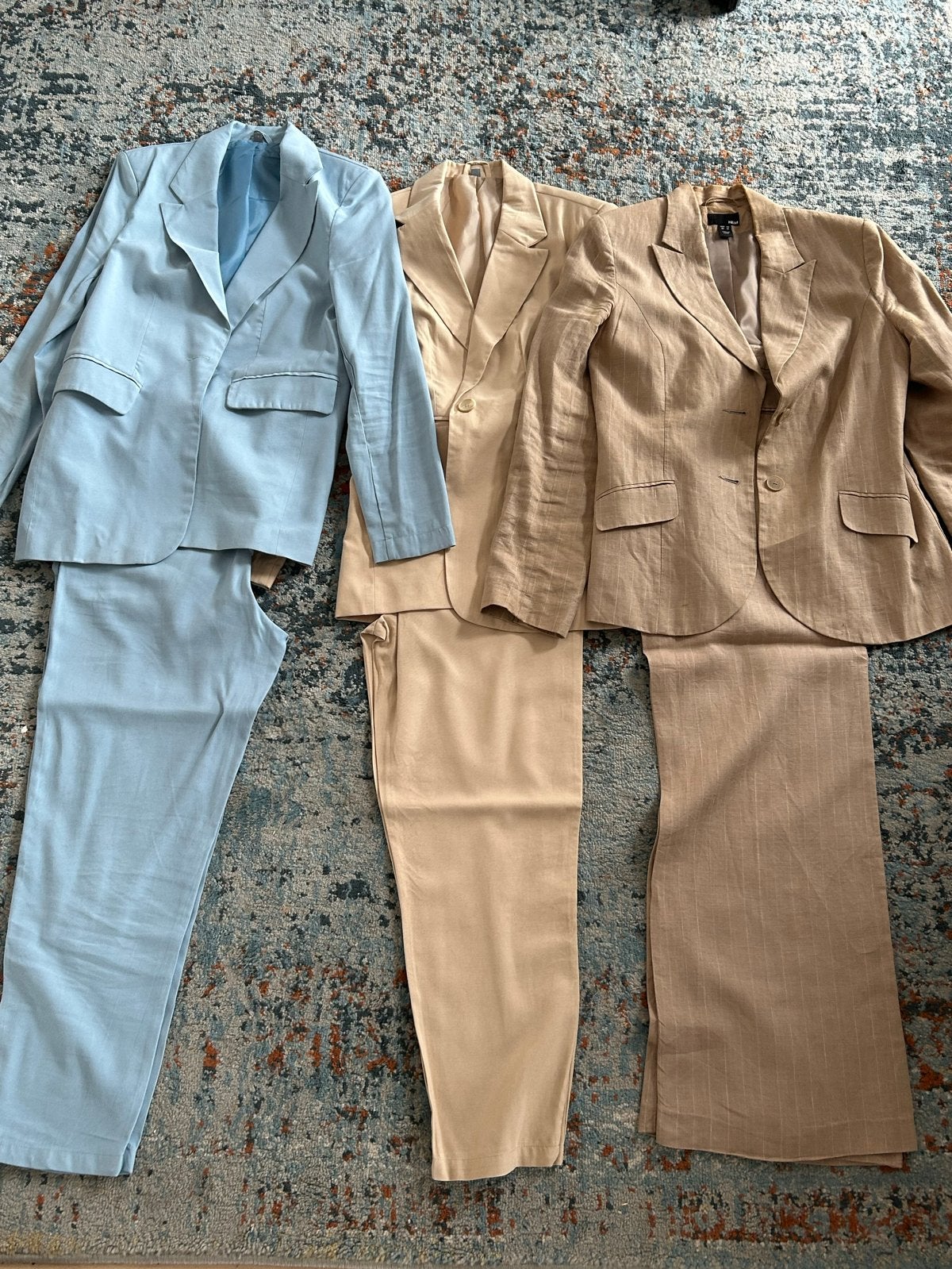 Stijlvolle pakken van H&M en Zeeman - Diverse kleuren, Maat 38/40 (M), Kostuum of Pak, Beige, Ophalen of Verzenden