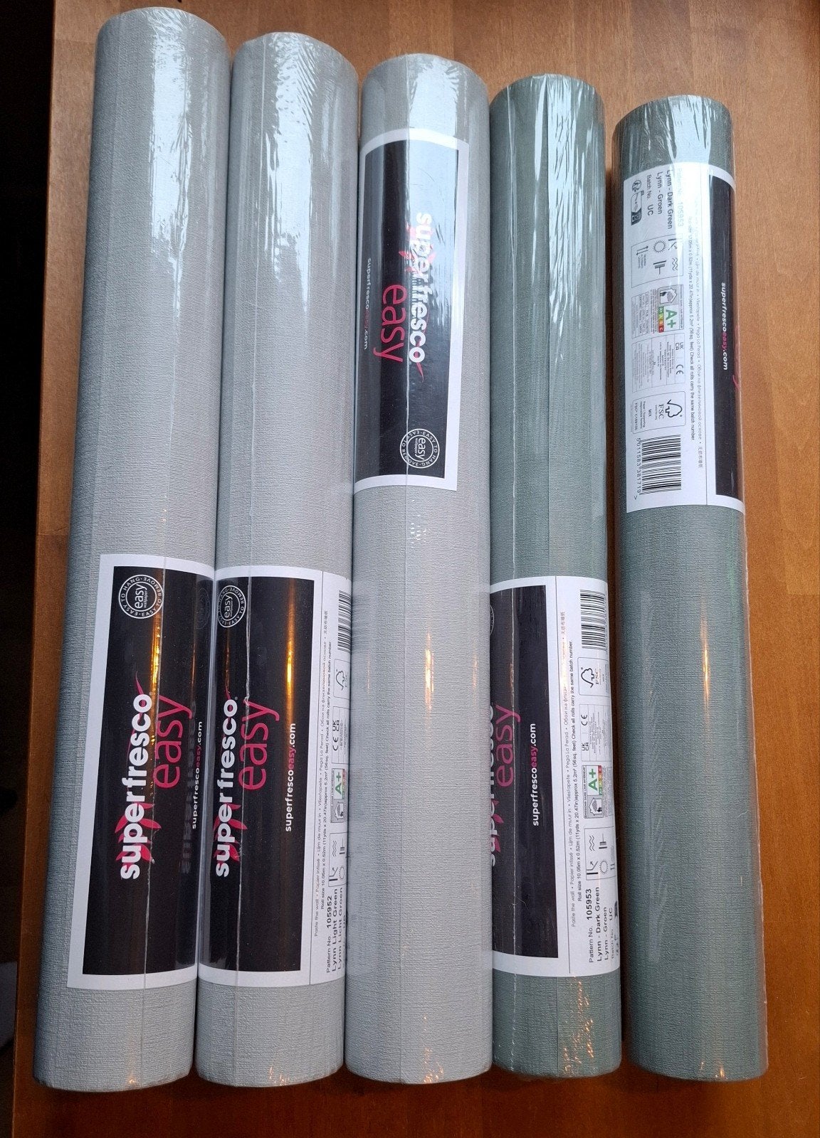 5 rol behang + emmer lijm, 2x donker groen, 3x licht groen, Ophalen, Vliesbehang, Overige stijlen, Groen