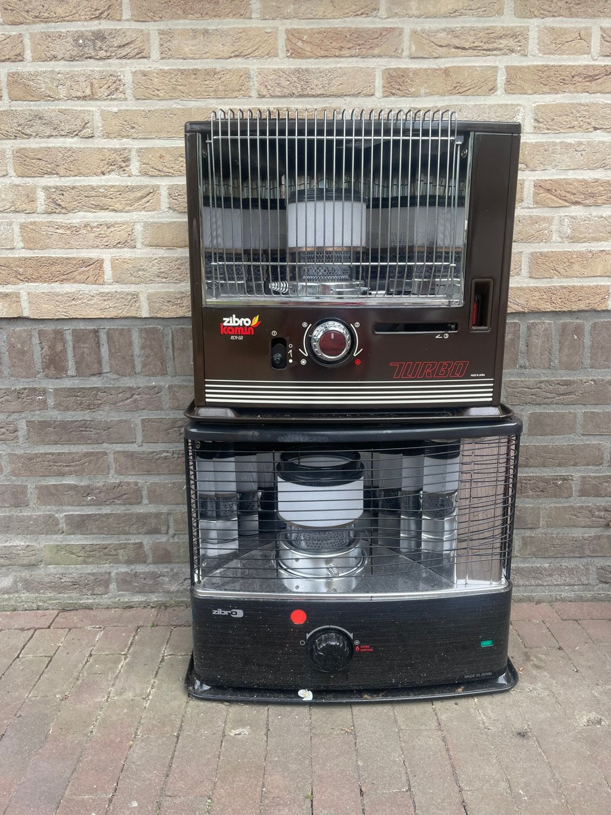 Petroleumkachels + ruim 100 liter petroleum, Ophalen, Zo goed als nieuw, Overige brandstoffen, Petroleumkachel