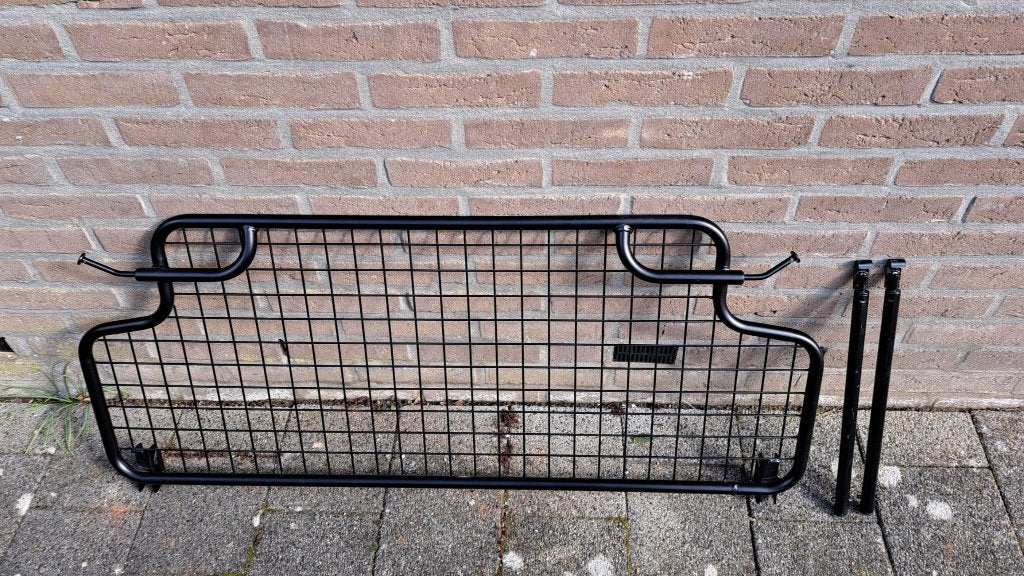 Hondenrek Ford Focus mk3 station 2010 - 2018, Ophalen, Gebruikt