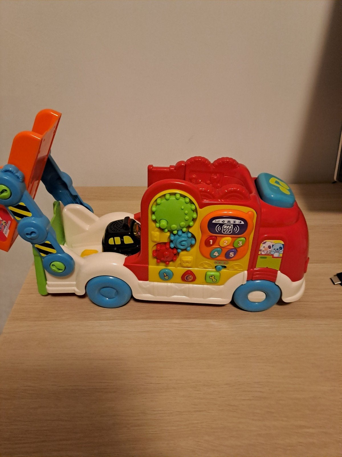 VTech Toet Toet Auto-ambulance oplaadwagen, Ophalen, Gebruikt