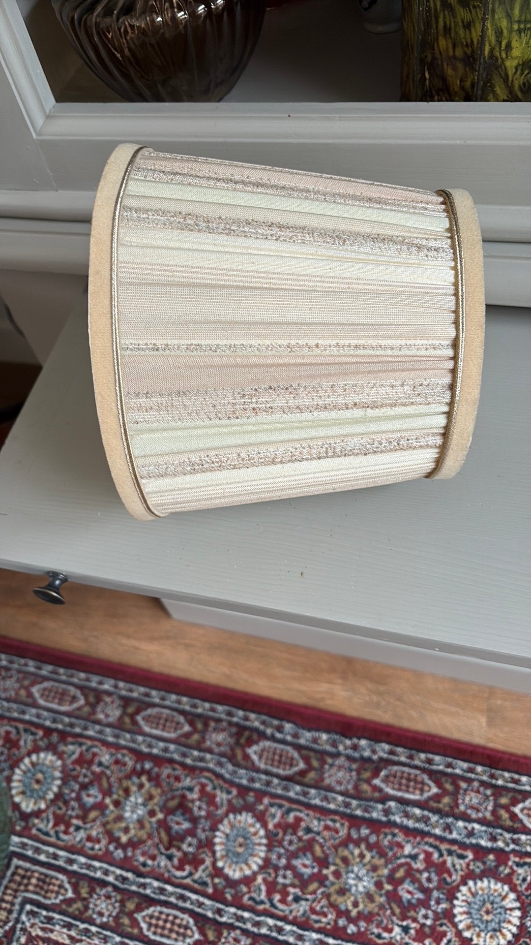 LAMPEKAP VINTAGE PASTEL TINTEN MET GOUD KLEURIG RANDJE, Ophalen of Verzenden, Zo goed als nieuw, Goud