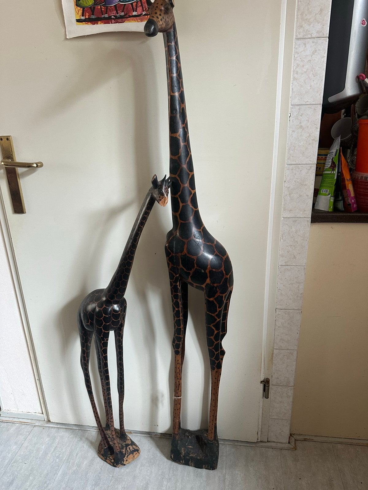 Twee grote ebbenhouten giraffen, beschadigd, Ophalen, Zwart, 1 meter - 2 meter, Beeld