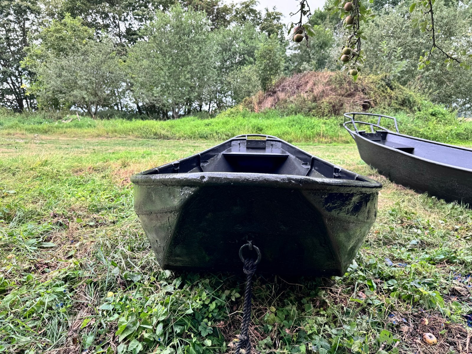 Foto 10 van In Zwolle Metalen boot bootje boten sloep vissersboot  (4m+)
