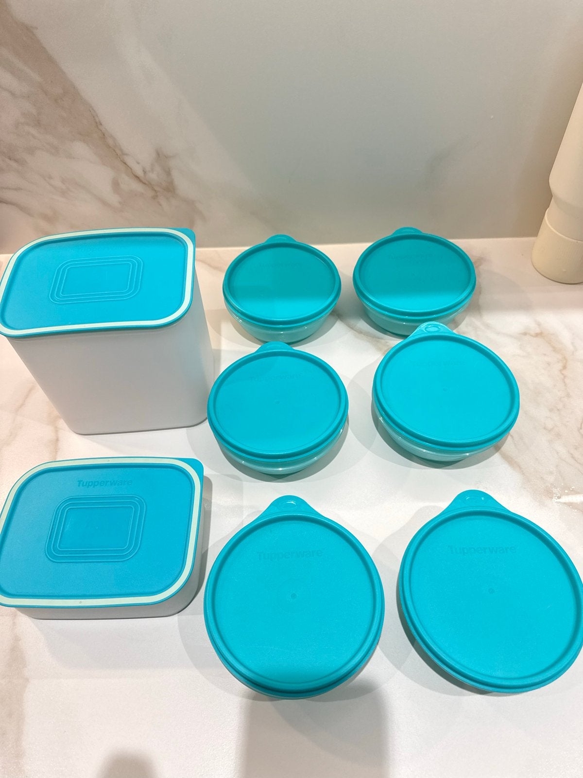 Tupperware bewaardozen en kommen set - Wit/Turquoise, Huis en Inrichting, Bewaardoos, Wit, Luchtdicht, Ophalen of Verzenden