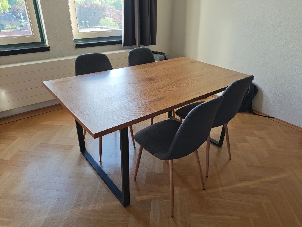 Tafel - Eettafel met 4 stoelen, Huis en Inrichting, Tafels | Eettafels, Overige materialen, Zo goed als nieuw, Vijf personen of meer