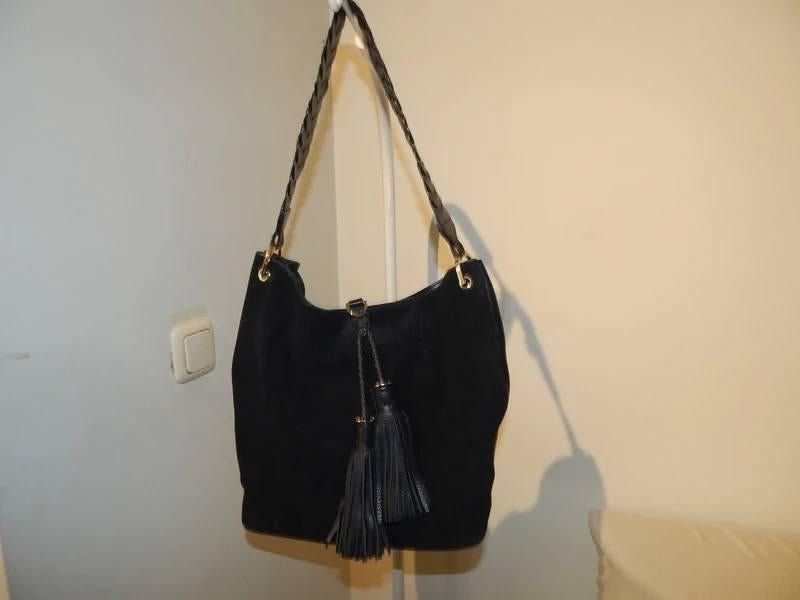 Ted Baker stylvolle zwarte leren suede tas klossen eraan