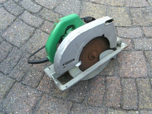 Hitachi handcircelzaag PSU-9, Ophalen, Gebruikt, Cirkelzaag, 30 tot 70 mm