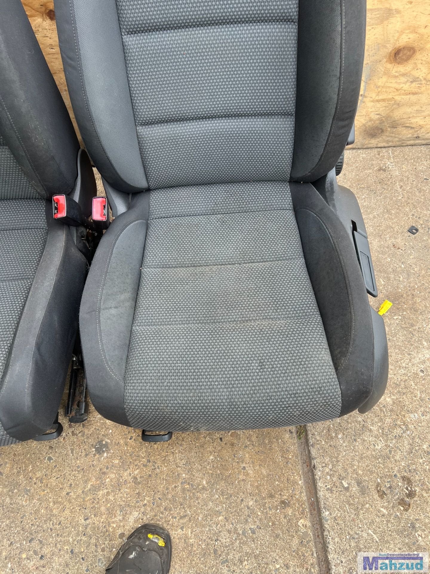 VW GOLF 6 5DEURS ZWART INTERIEUR STOF Stoel bank deurpaneel, Auto-onderdelen, Gebruikt, Volkswagen, Volkswagen AG, Berliner Ring 2
38440  Wolfsburg, DE