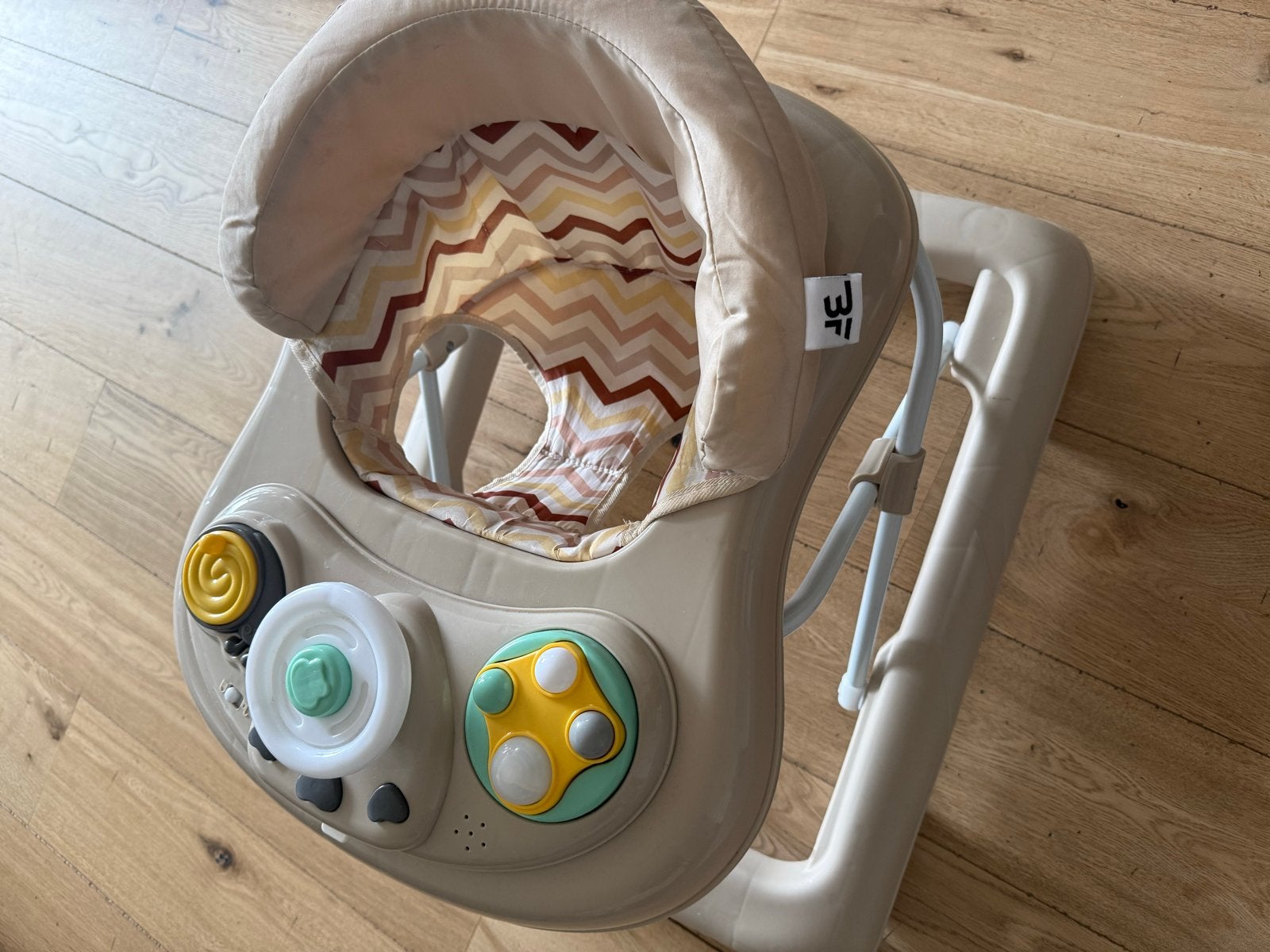 Babywalker met speelblad+inklapbaar, Ophalen, Gebruikt