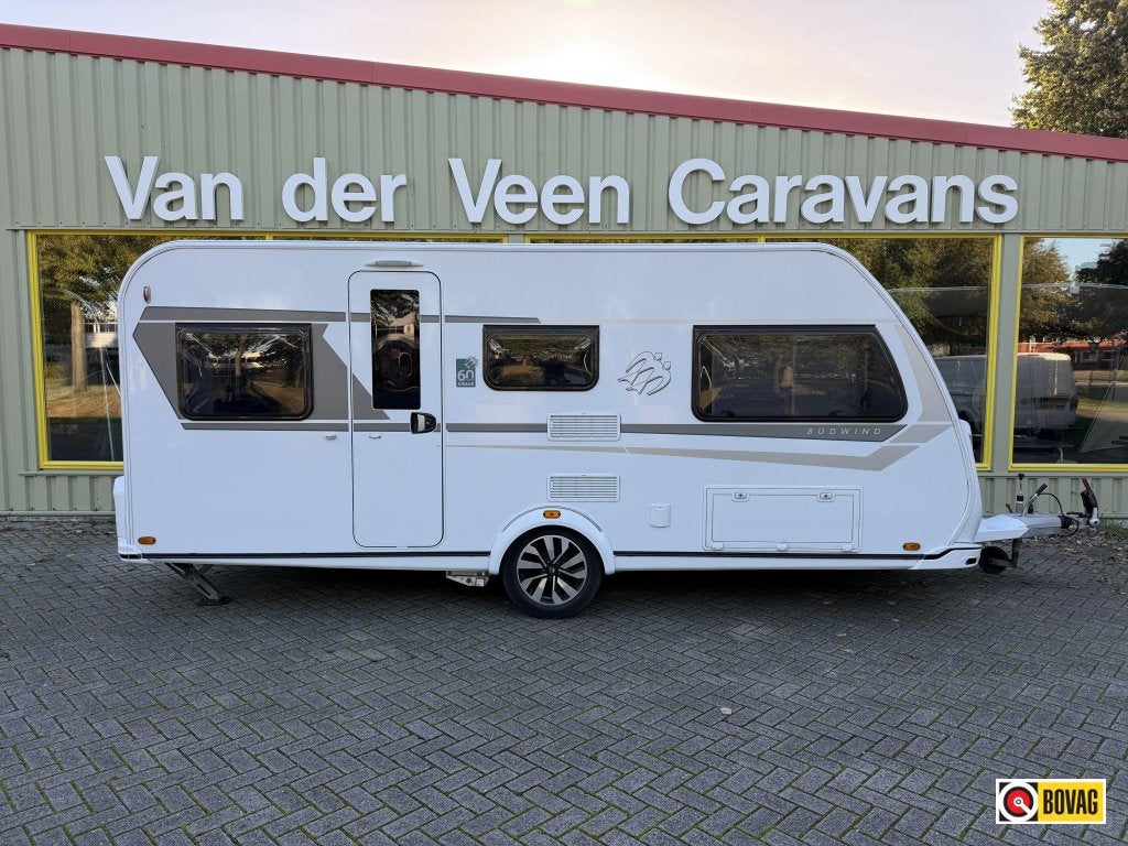 Knaus Sudwind 60 Years 500 EU Reich mover Basic 1.8, Reservewiel, Rondzit, Bedrijf, 5 tot 6 meter