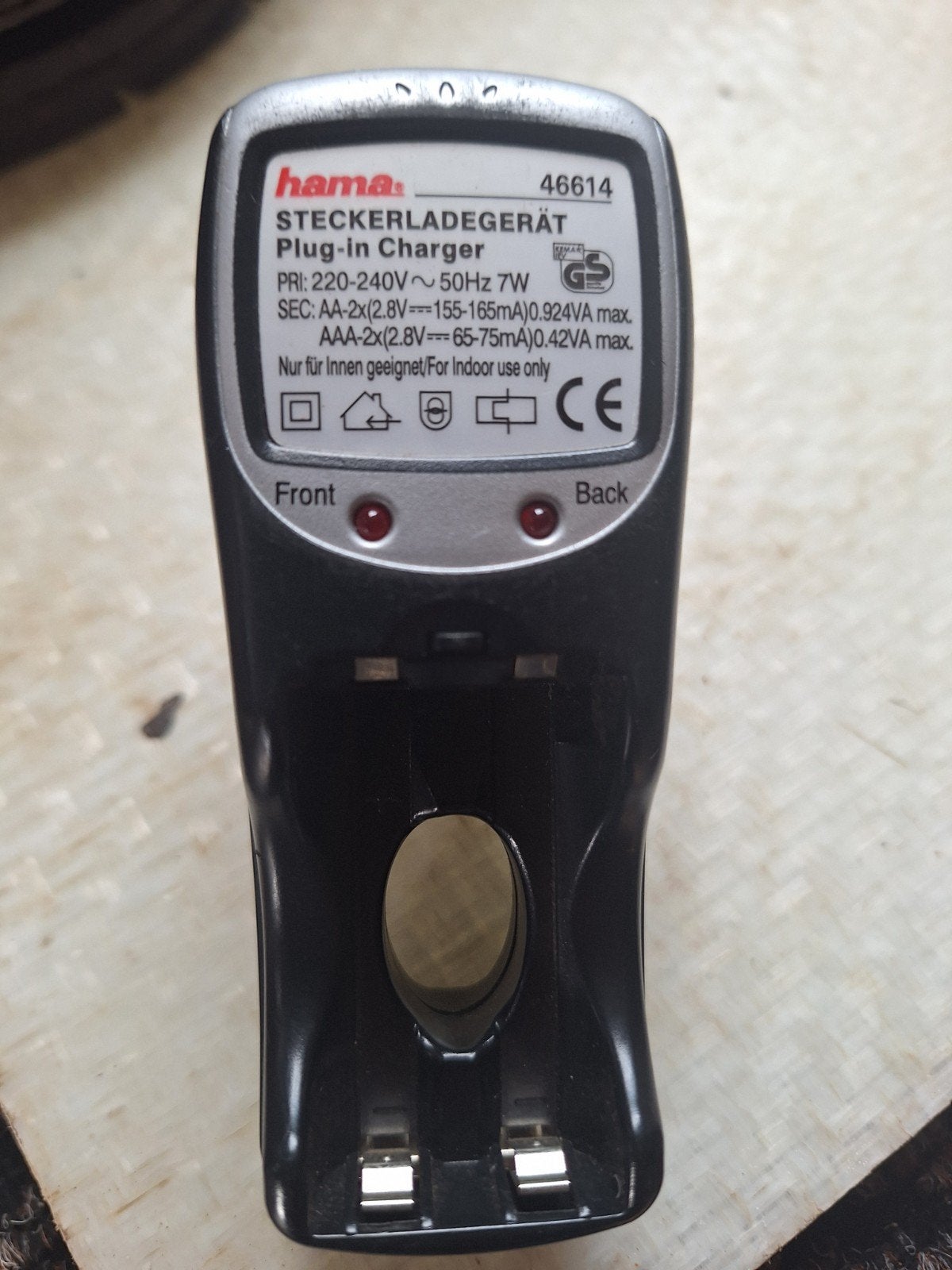 oplader voor  batterijen Hama, Ophalen