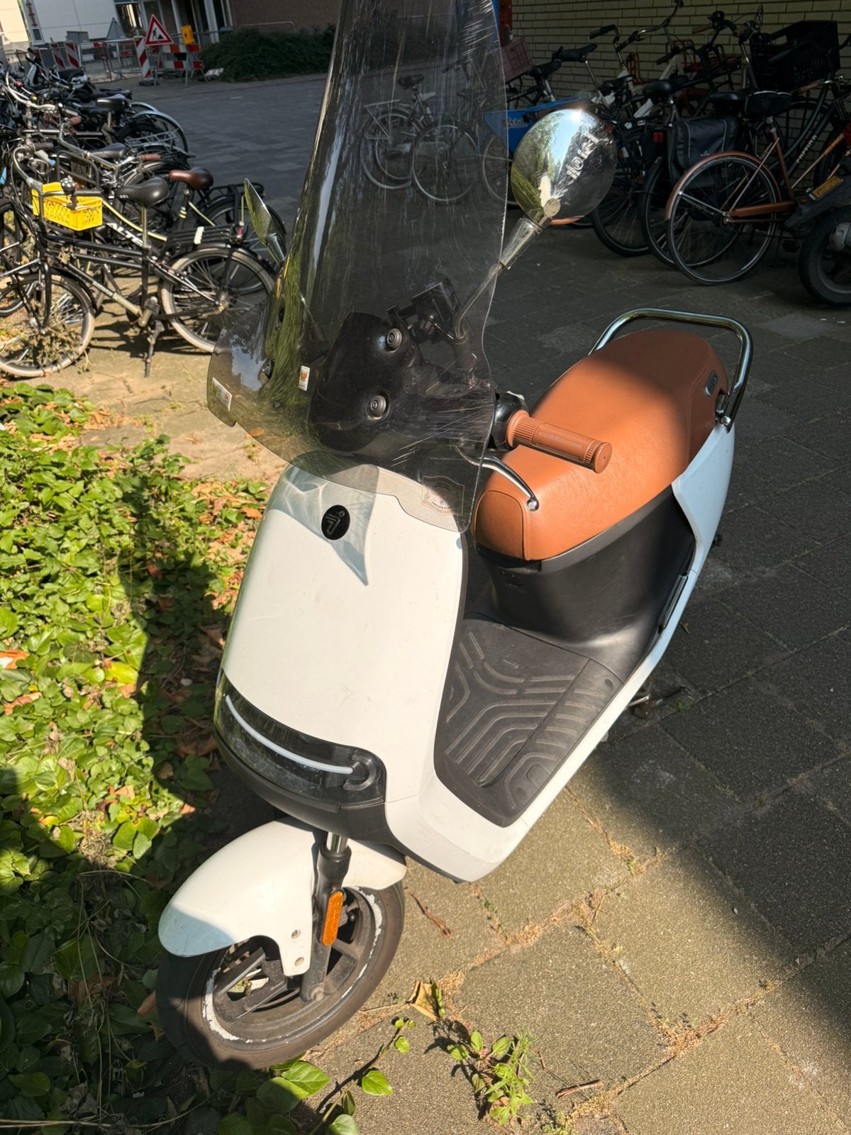 Segway E125S Scooter / Bromfiets met twee accu’s, Ophalen, Maximaal 45 km/u, Elektrisch, Zo goed als nieuw