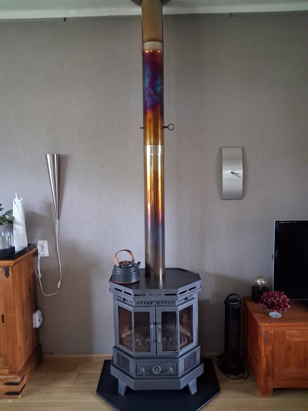 Houtkachel met pijp en hout, Ophalen, Gebruikt, Hout, Houtkachel