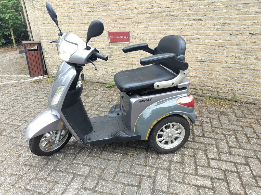 Scooty scootmobiel 3 grote wielen, Ophalen, Gebruikt, 46 km of meer, 16 km/u of meer