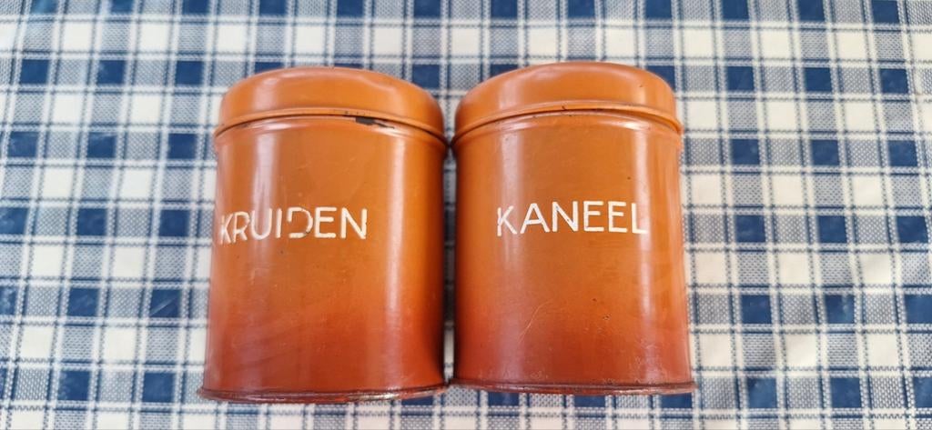Vintage oranje/rode kruiden- en kaneelbussen, Ophalen of Verzenden