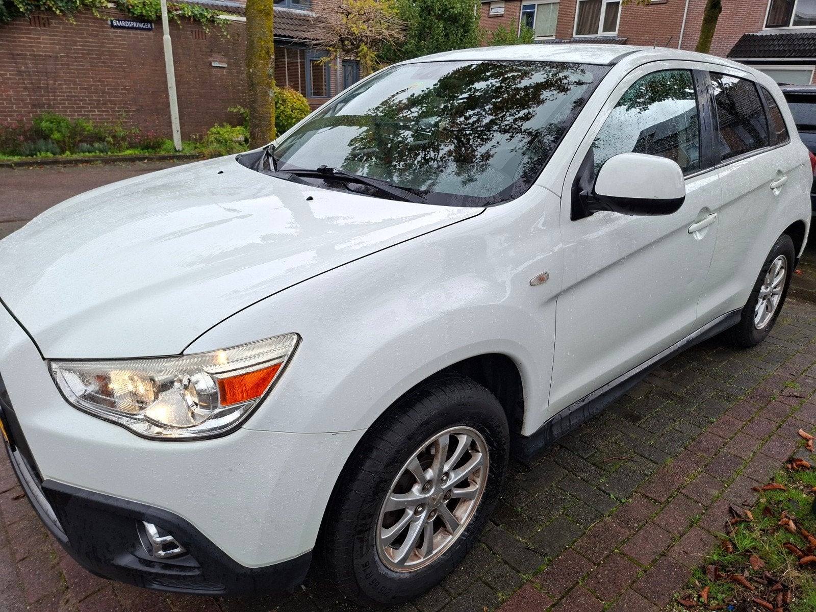 Mitsubishi ASX 1.6 86KW 2011 Wit, Auto's, Voorwielaandrijving, Stof, Zwart, 4 cilinders