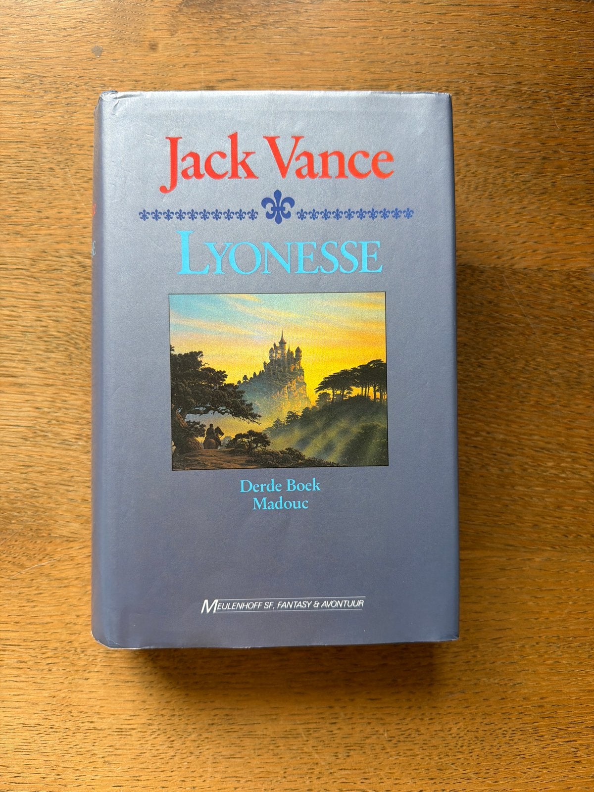 Jack Vance - Lyonesse: Derde Boek Madouc (SF & Avontuur), Ophalen of Verzenden, Gelezen