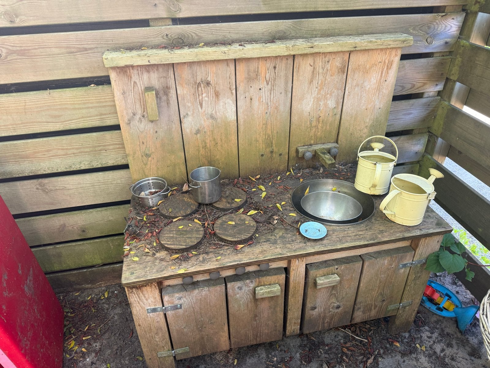 Houten speelkeuken voor kinderen - Buitenkeuken, Ophalen of Verzenden, Gebruikt, Hout