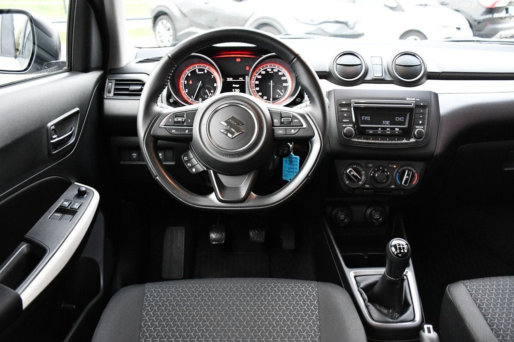 Suzuki Swift 1.2 Comfort Smart Hybrid 83pk | Cruise Control, Stof, Gebruikt, 4 cilinders, 400 kg