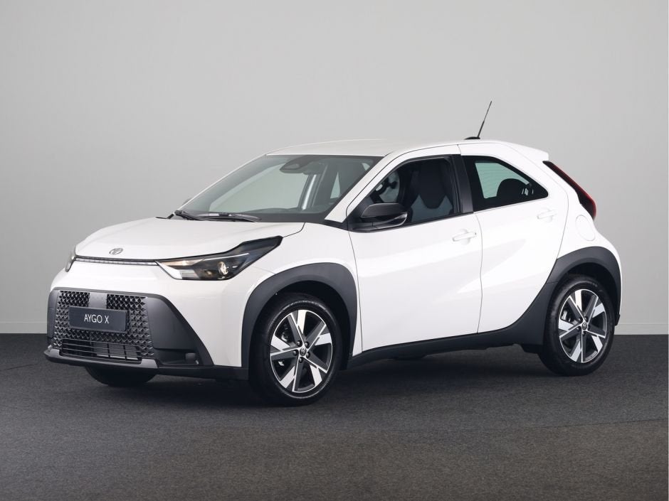 Toyota Aygo X Hybrid 115 play | Go Pack | Voorraad Deal |