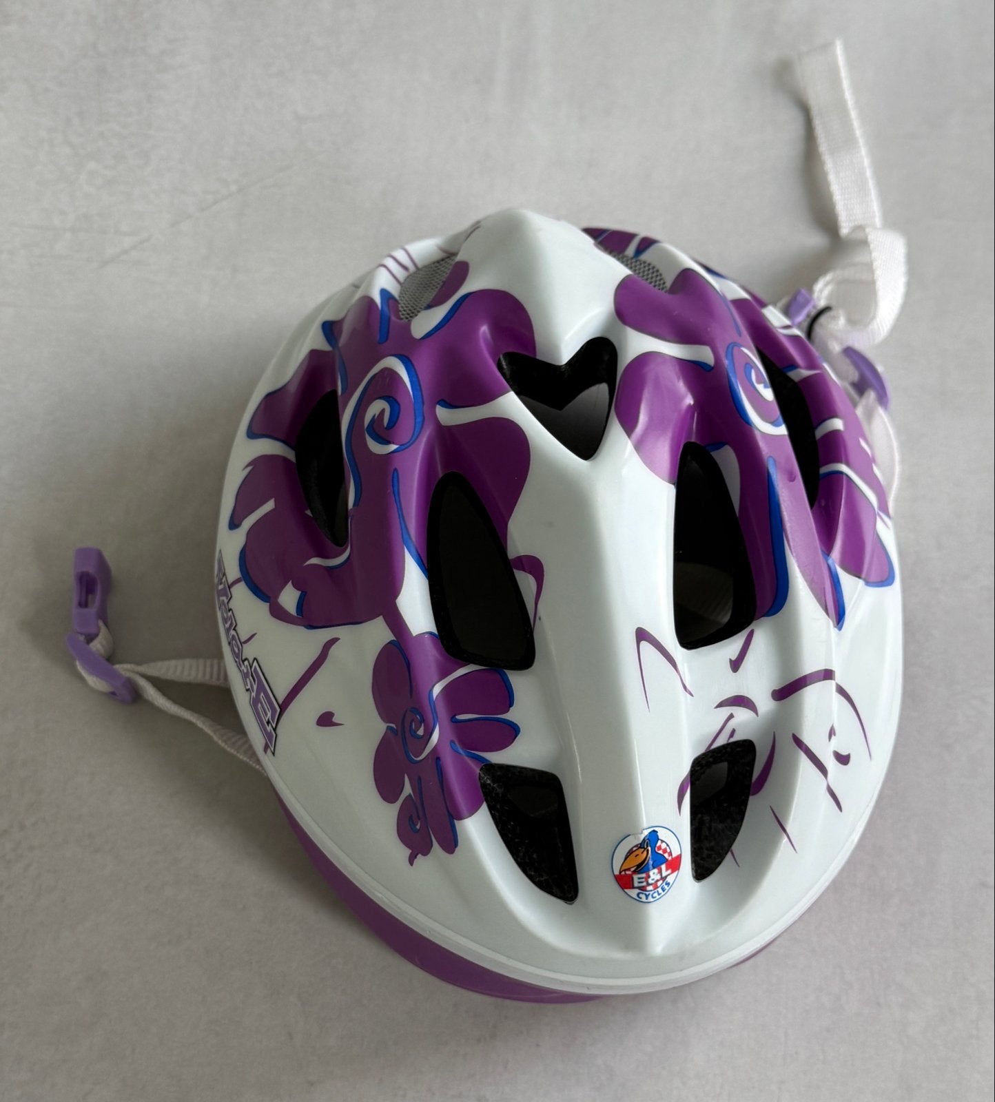 Fietshelm voor kinderen - Wit/Paars met bloemen, Ophalen of Verzenden, Zo goed als nieuw, Overige maten, Jongen of Meisje