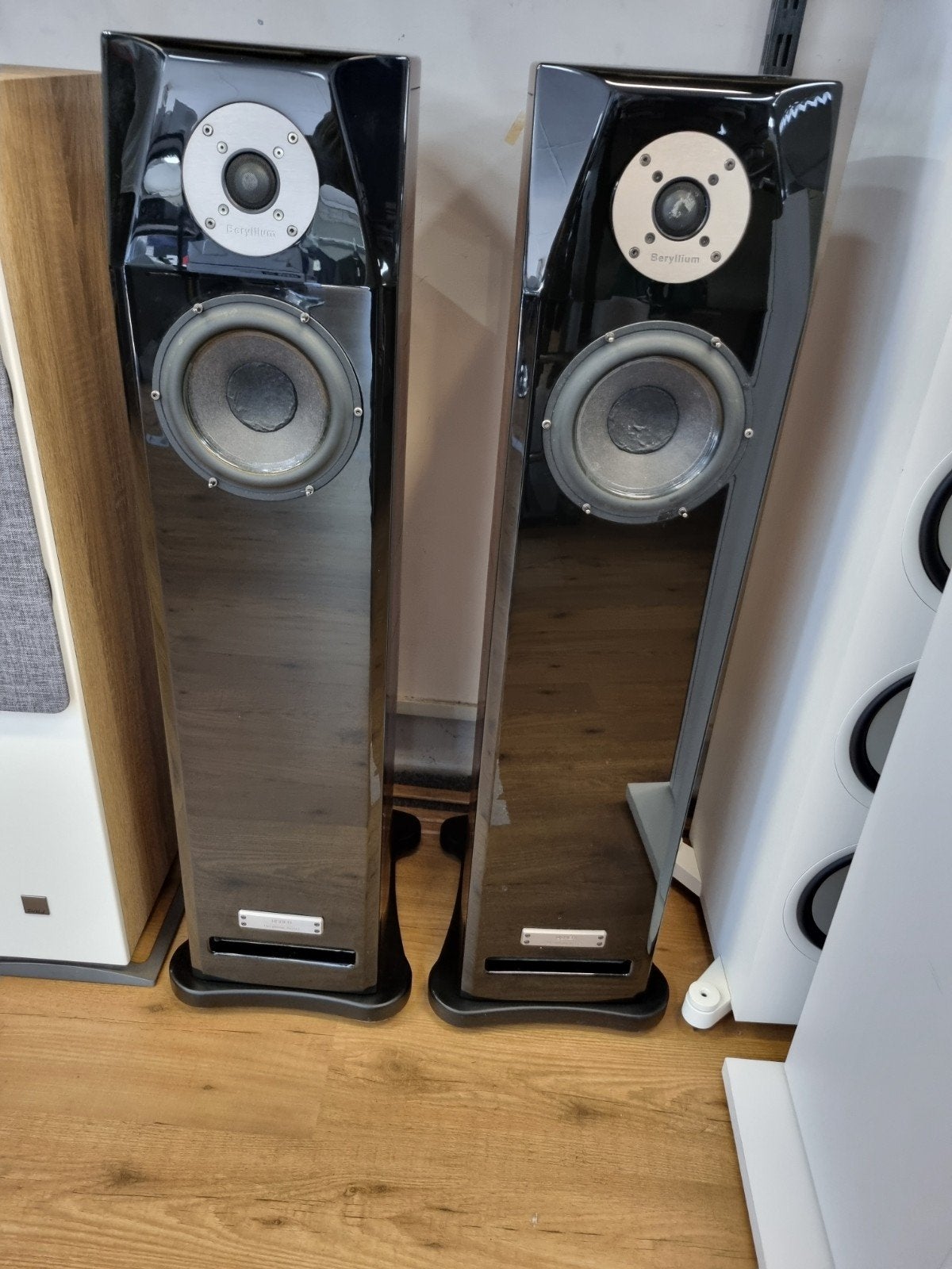 ✅Usher Mini Dancer Beryllium Vloerstaande inTopstaat!, Stereo speakers, -, -, Zo goed als nieuw