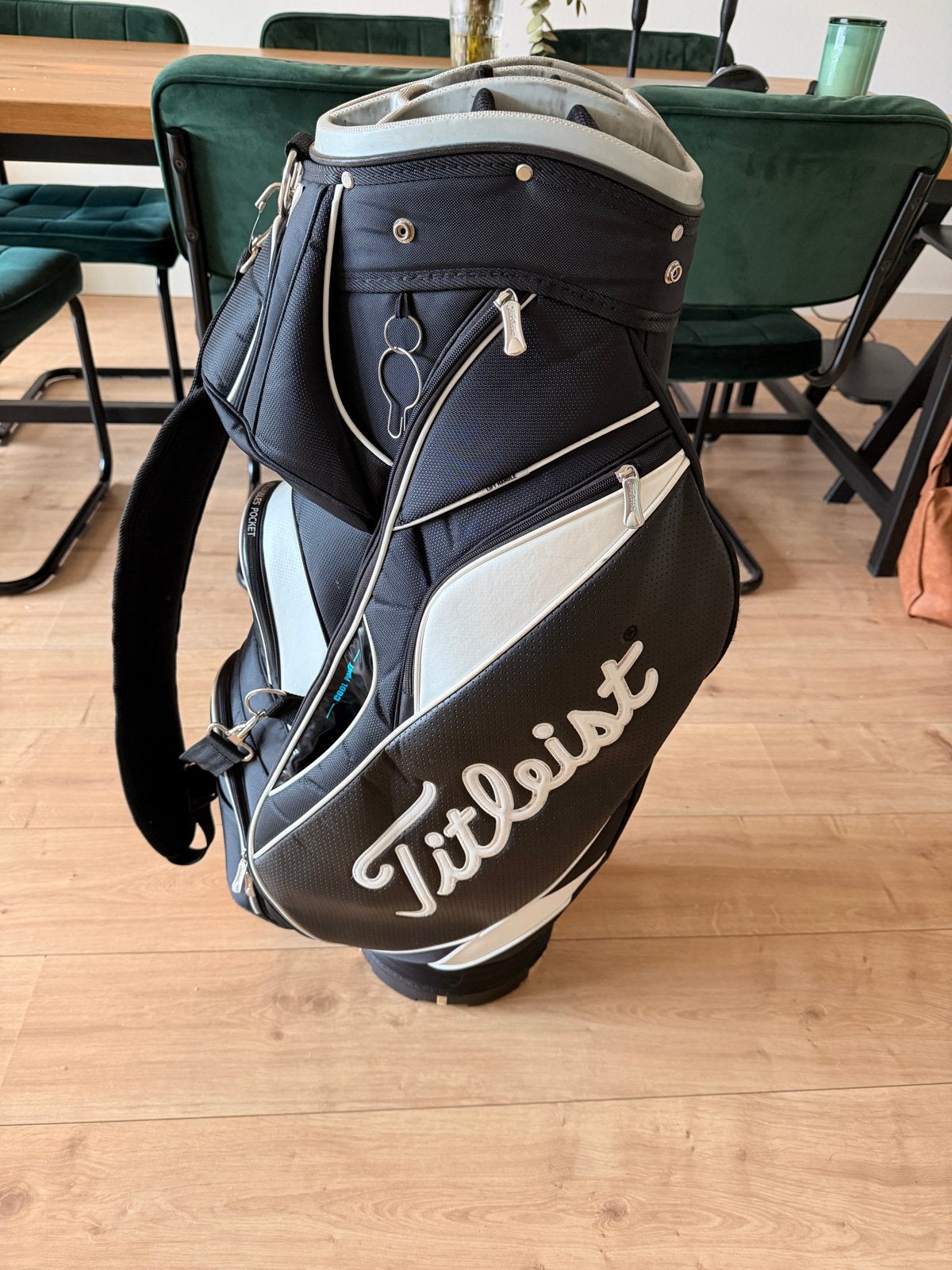 Titleist trolley golftas - Zwart/Wit, Ophalen, Zo goed als nieuw, Tas, Overige merken