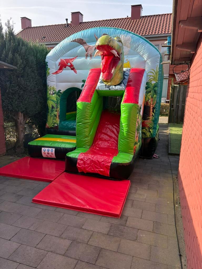 Te Huur Springkussen Dino, Ophalen, Zo goed als nieuw, Overige