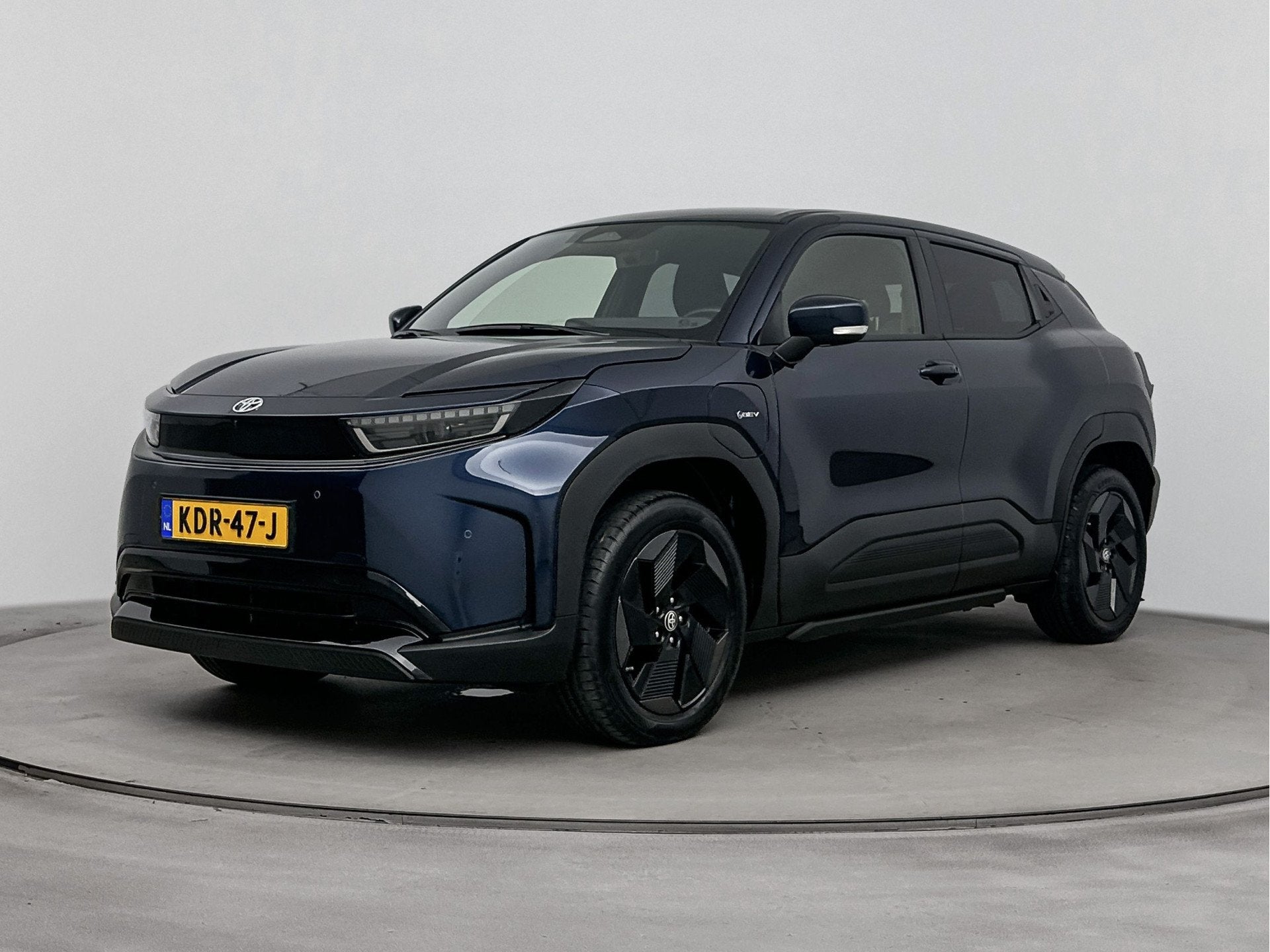Toyota Urban Cruiser Dynamic 61 kWh (bj 2026, automaat)