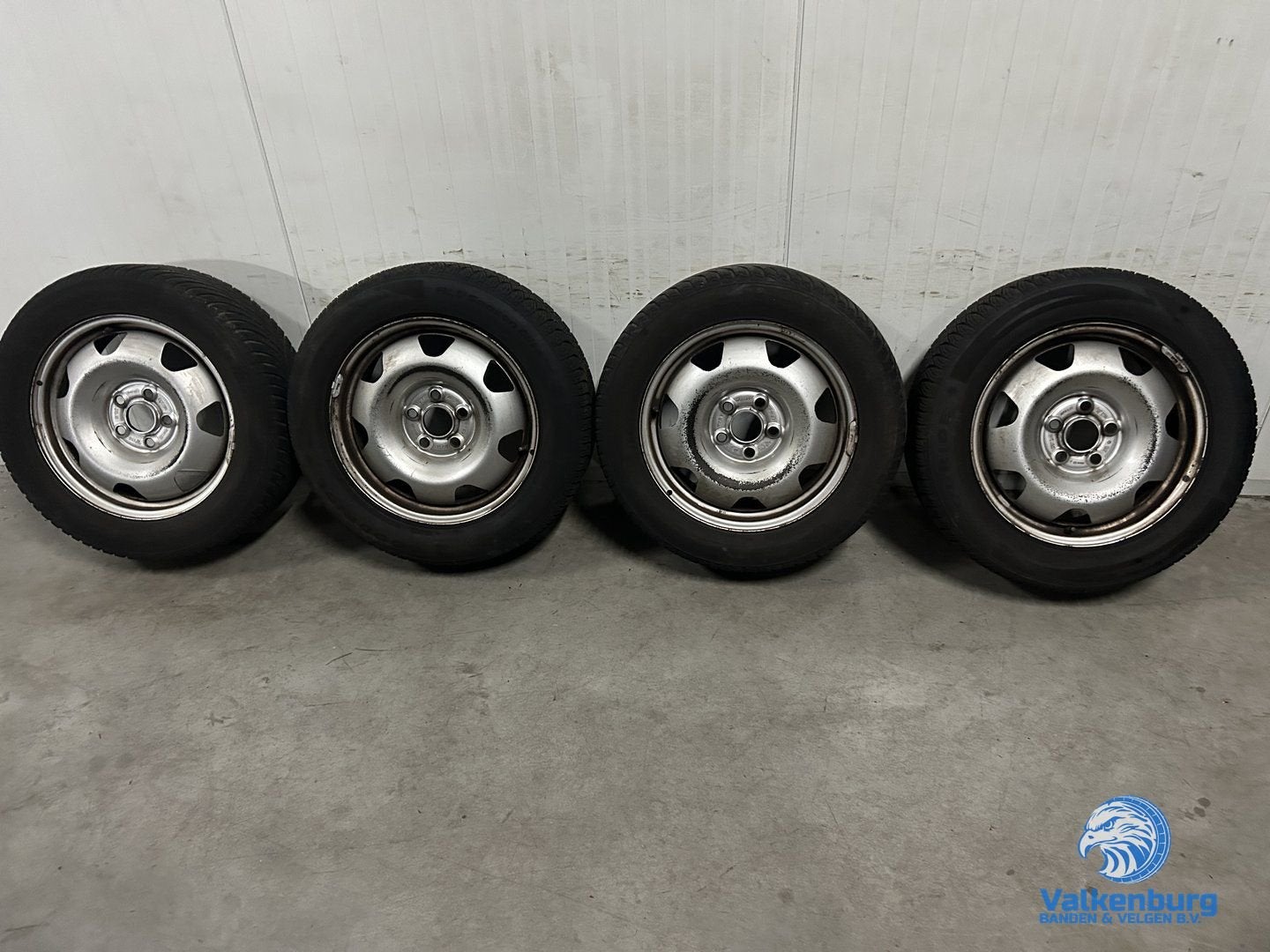 6-7mm! Originele VW Transporter T5 GP T6 T6.1 17 inch stalen, -, -, Banden en Velgen, 17 inch