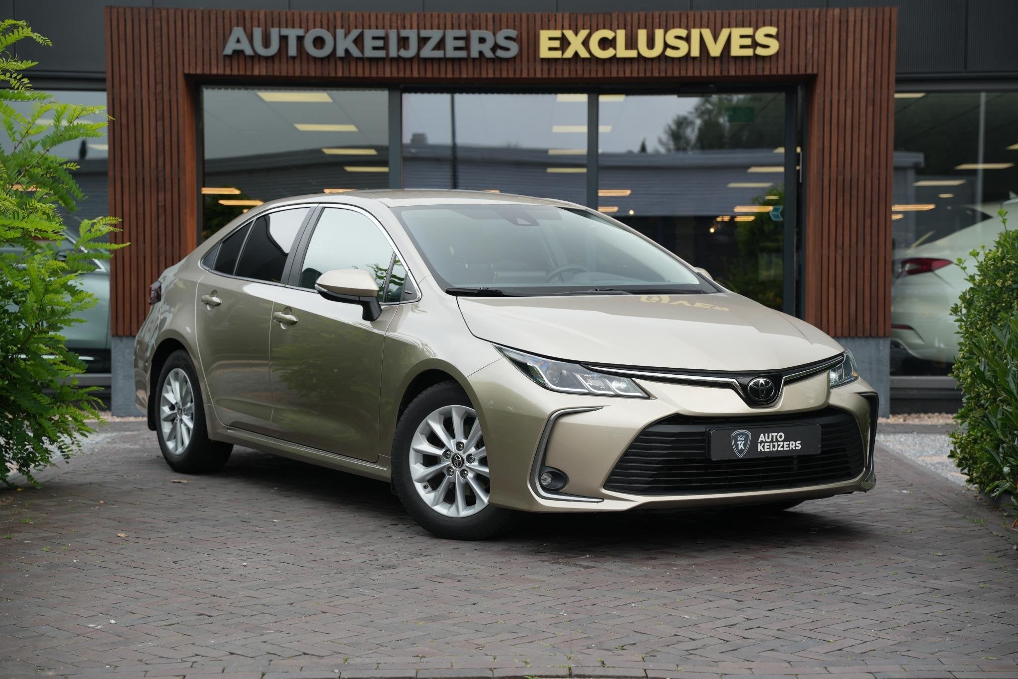 Toyota Corolla 1.5 Cruise Clima LED Automaat!, Auto's, Toyota, Gebruikt, 4 cilinders, Corolla, 23 km/l