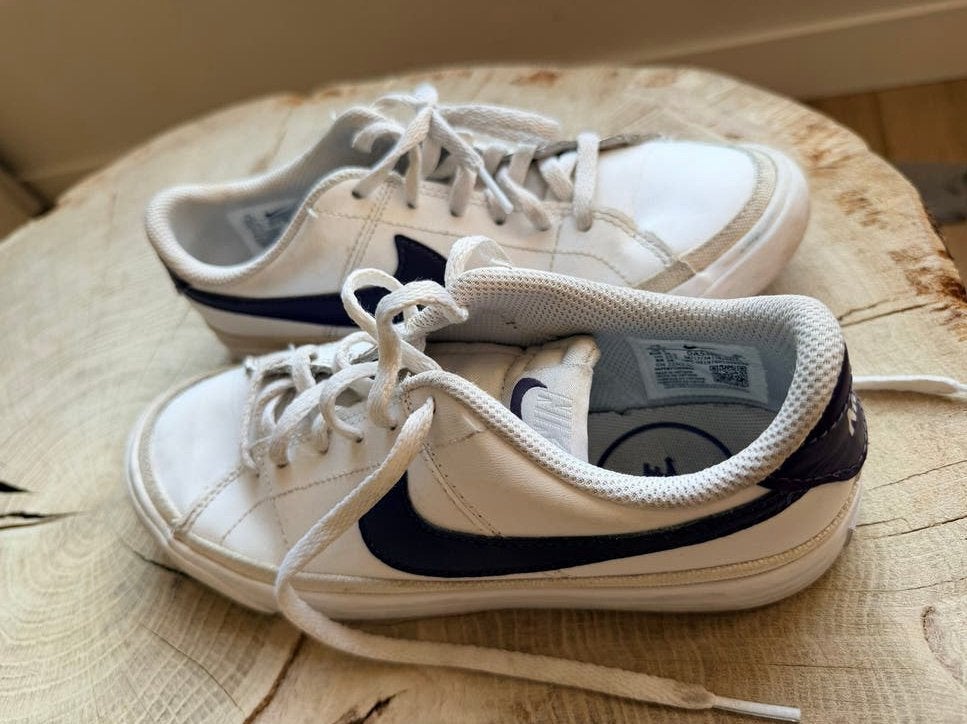 Nike Court Legacy sneakers maat 34 - Wit, Ophalen of Verzenden, Gebruikt, Jongen of Meisje, Schoenen