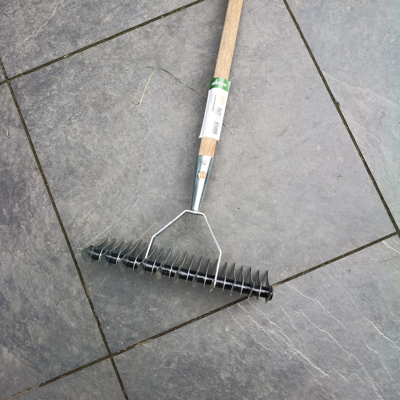 Verticuteerhark met houten steel - zo goed als nieuw, Ophalen, Zo goed als nieuw, Elektrisch, Welkoop