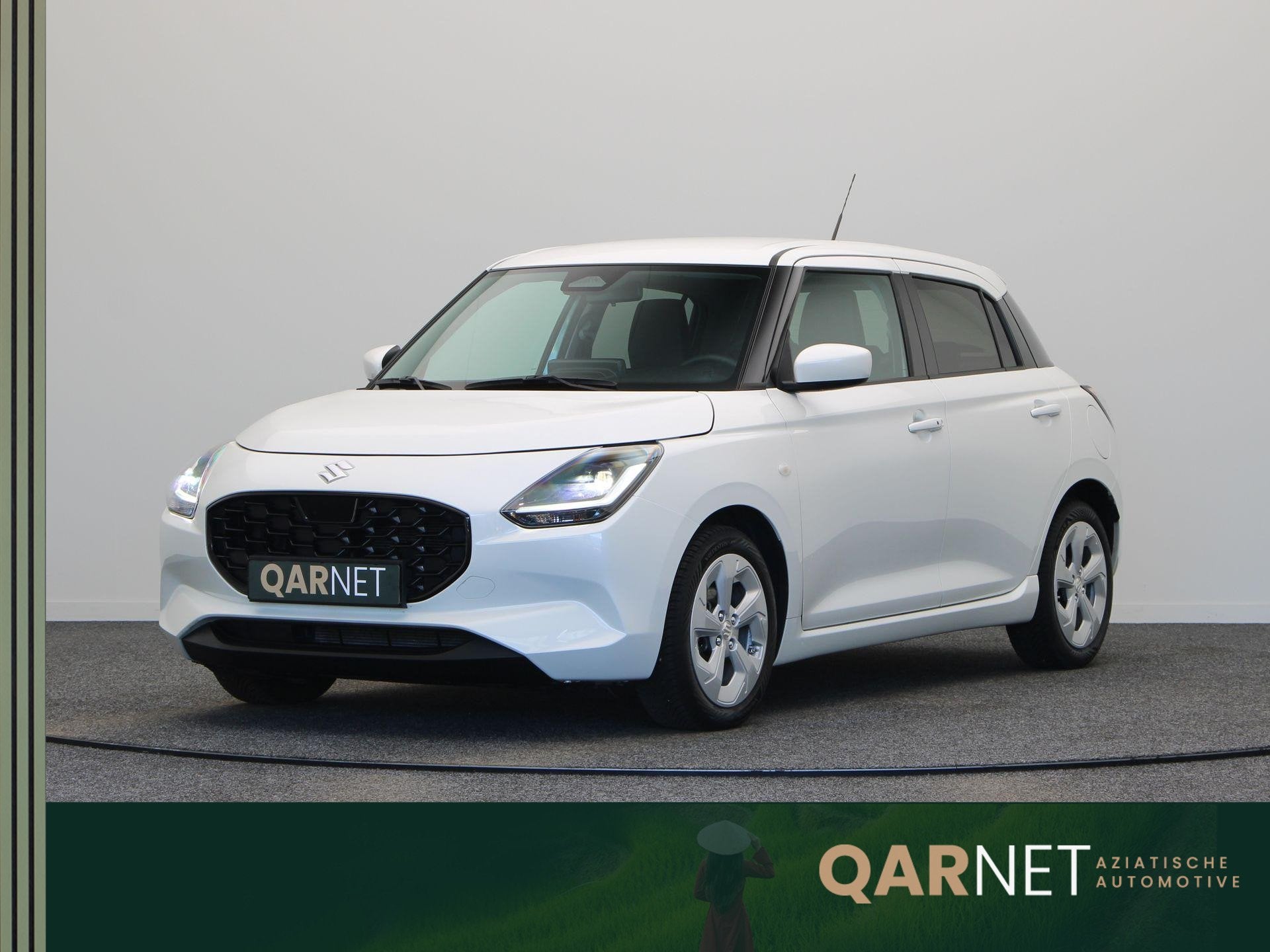 Suzuki Swift 1.2 Comfort Smart Hybrid | Stoelverwarming | Ac, Voorwielaandrijving, Dealer onderhouden, Stof, Gebruikt