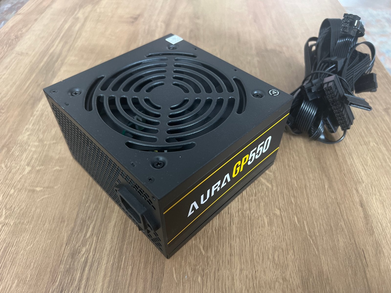 AURA GP550 Voeding - 550W PC Voeding, Computers en Software, Interne voedingen, Ophalen, Gebruikt