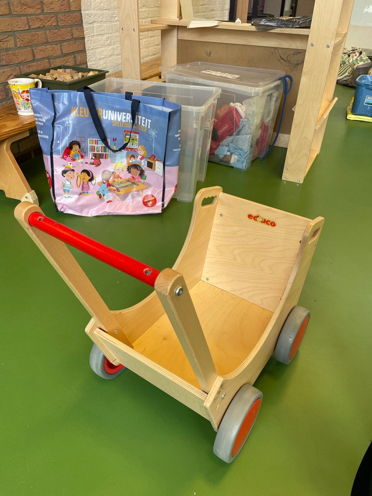 Houten loopwagen/poppenwagen van Educo, Ophalen, Gebruikt, Overige typen