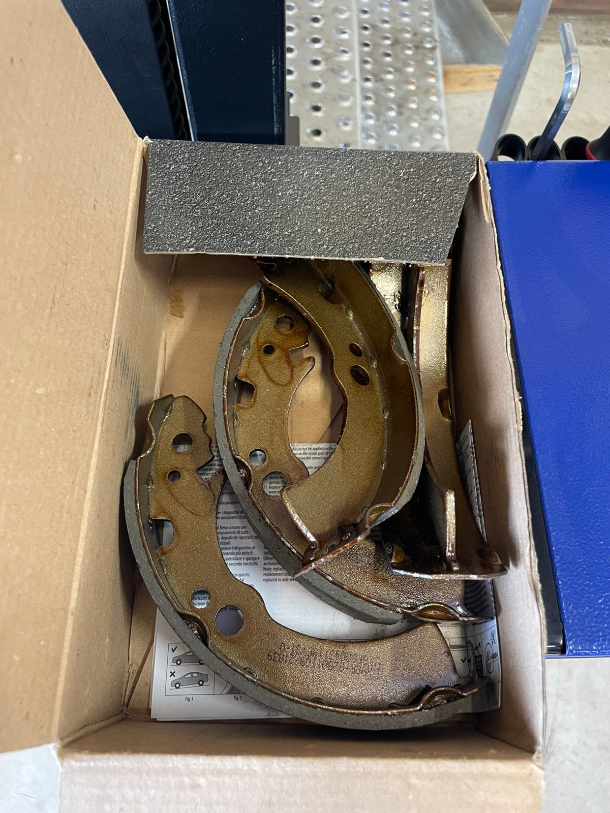 Remschoenset Nissan Sunny b11 12 13, Ophalen of Verzenden, Nieuw, Nissan