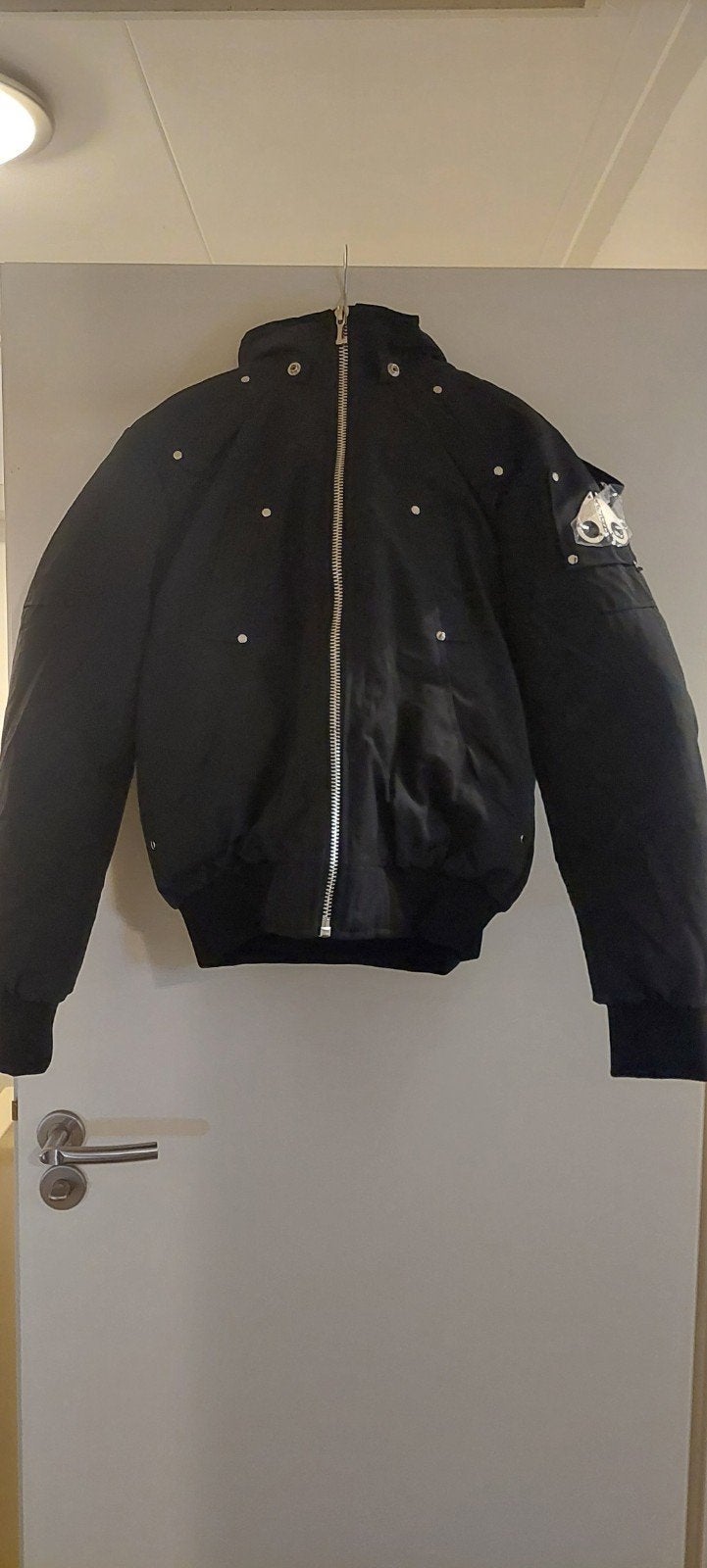 Moose Knuckles Bomber Jacket - Nieuw en Origineel, Zwart, Nieuw, Overige maten, Ophalen of Verzenden
