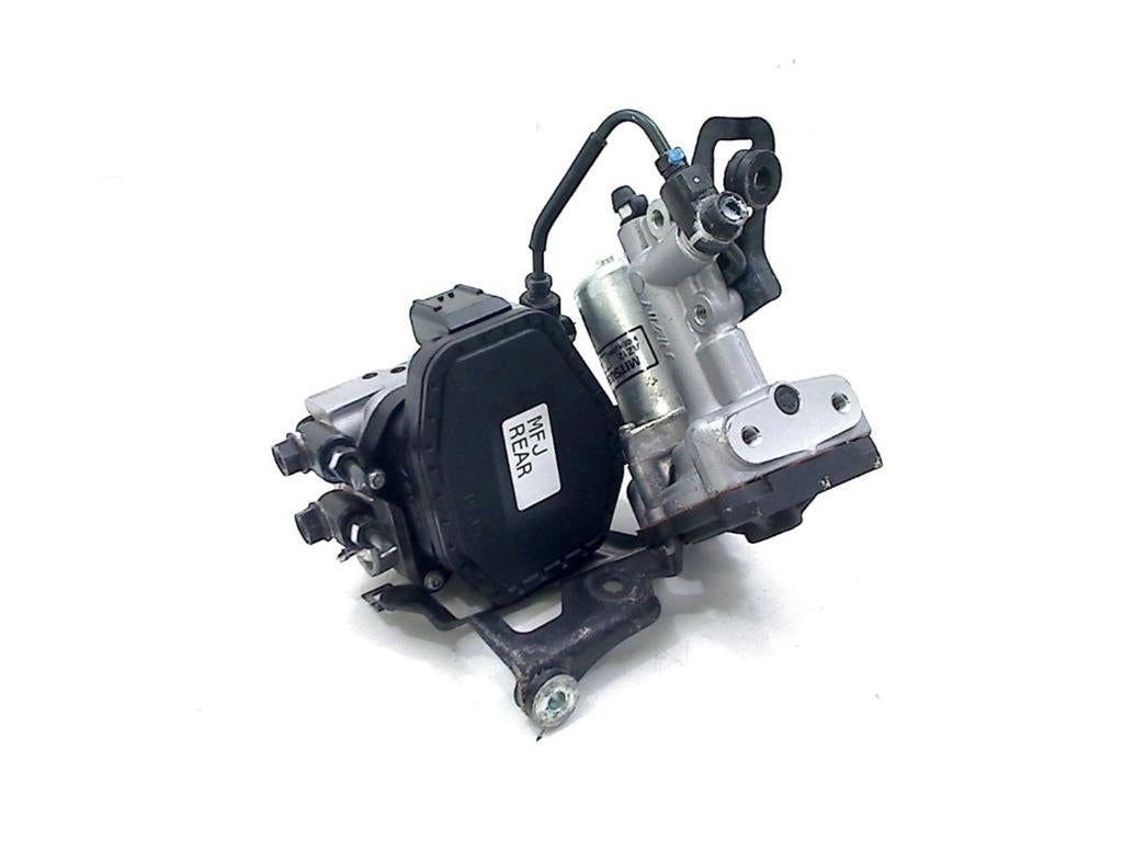 Abs Pomp CBR 1000 RR Fireblade 2010-2011 (CBR1000RR SC59), Honda, Gebruikt, Hanauer Landstraße  222-224, Frankfurt am Main 60314, , Duitsland