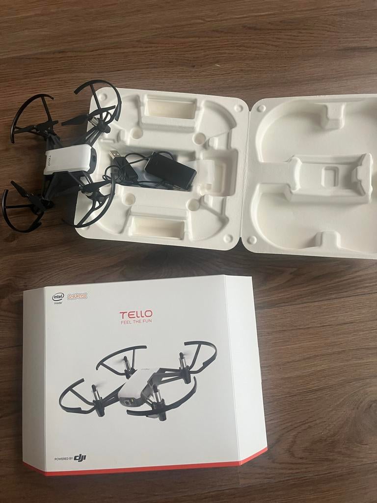 DJI Tello Drone - Compacte en gebruiksvriendelijke speelgoed, Audio, Tv en Foto, Drones, Basiskwaliteit, Minder dan 100 meter