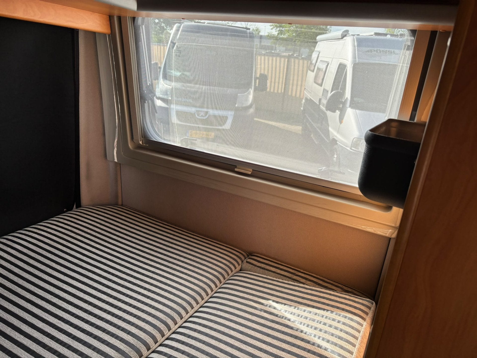 Knaus KNAUS BOXSTAR Ofgrid !NAP GARANTIE AIRCO zondag open 1, Buscamper of Camperbus, Ringverwarming, Info@autohuysruurlo.nl, Luifel
