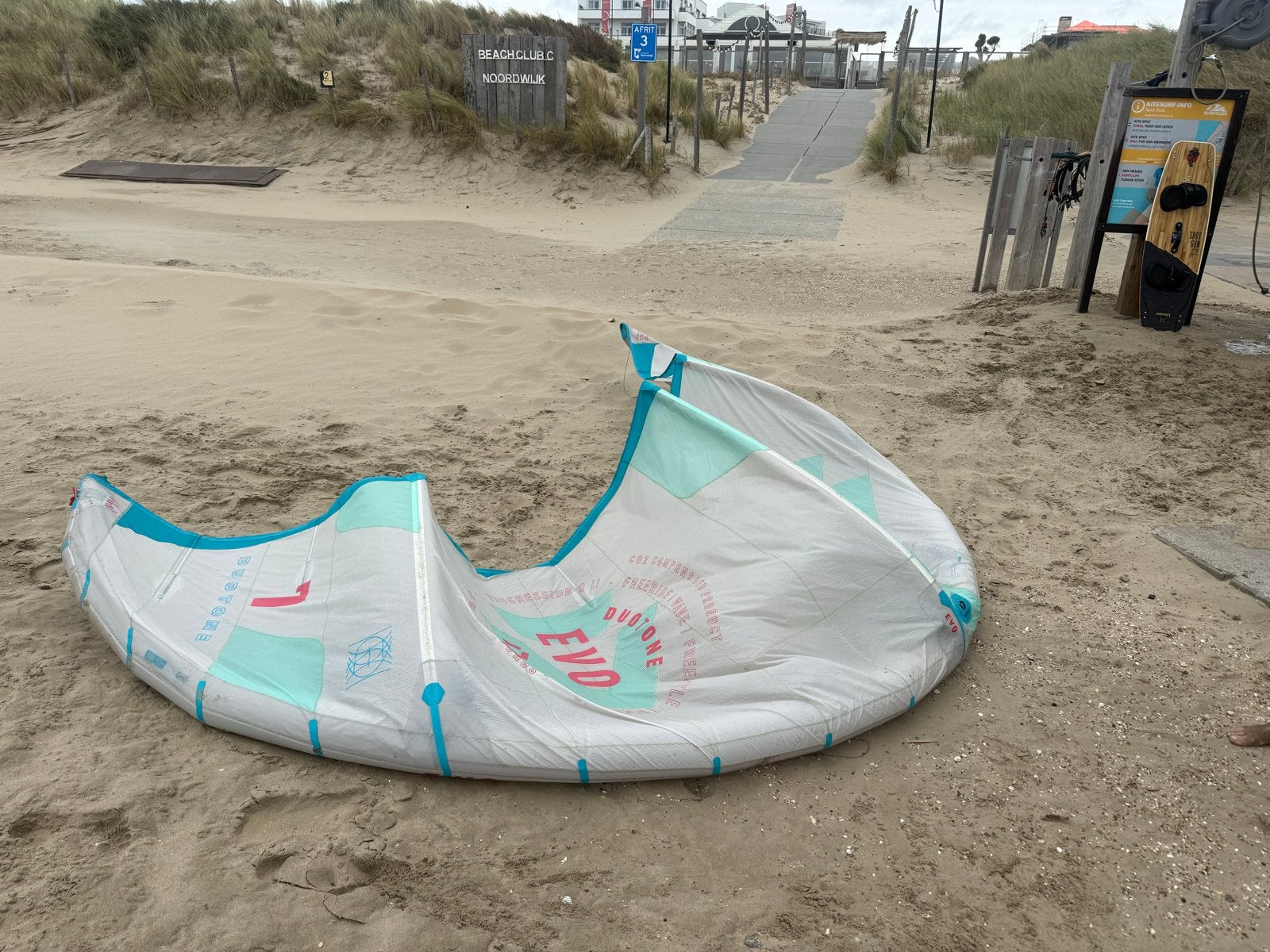 Duotone Evo 7m & 9m 2023, Watersport en Boten, Geen board, Ophalen of Verzenden, Gebruikt, Kite