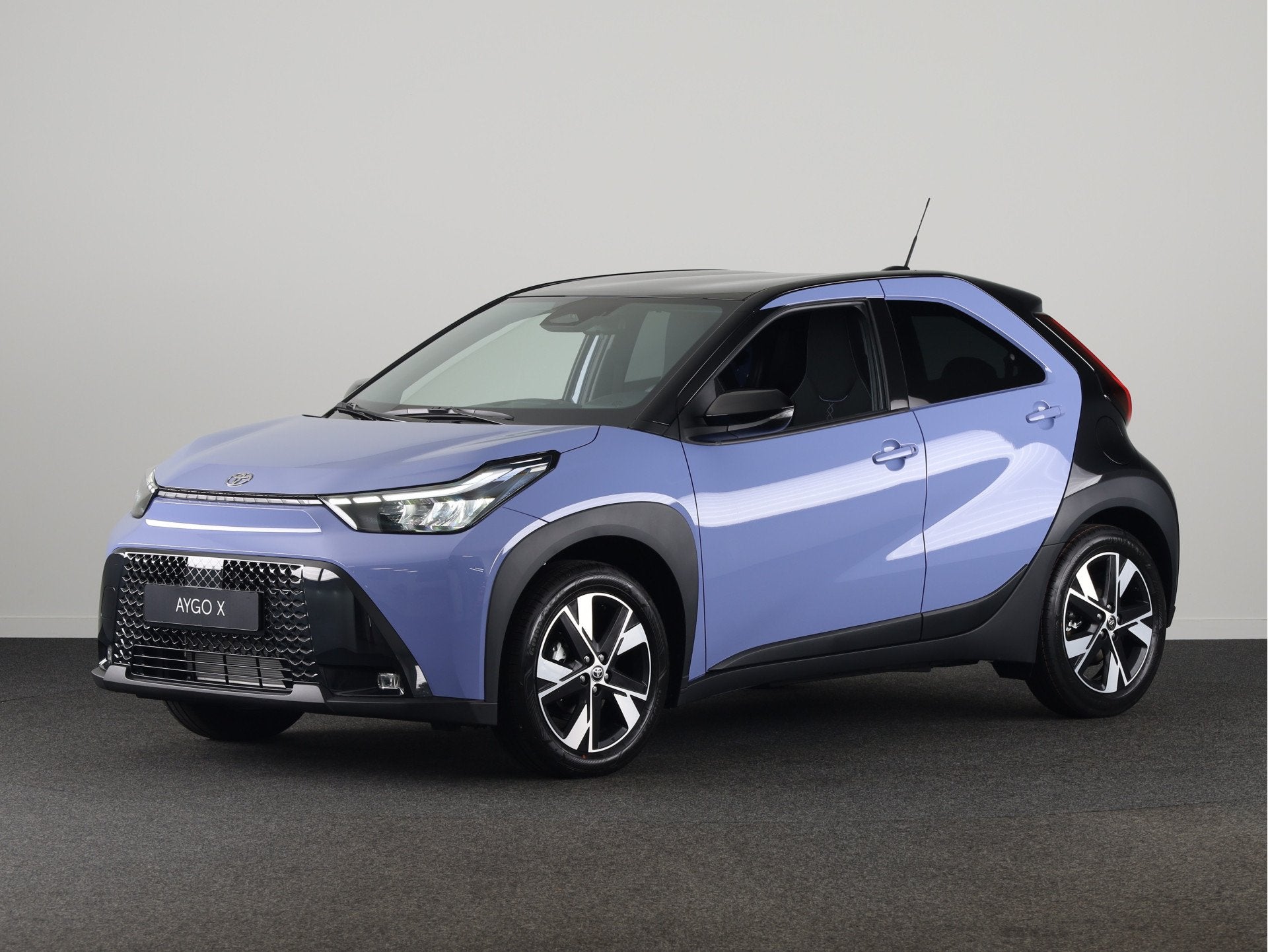 Toyota Aygo X Hybrid 115 pulse + Easy Pack (bj 2026)
