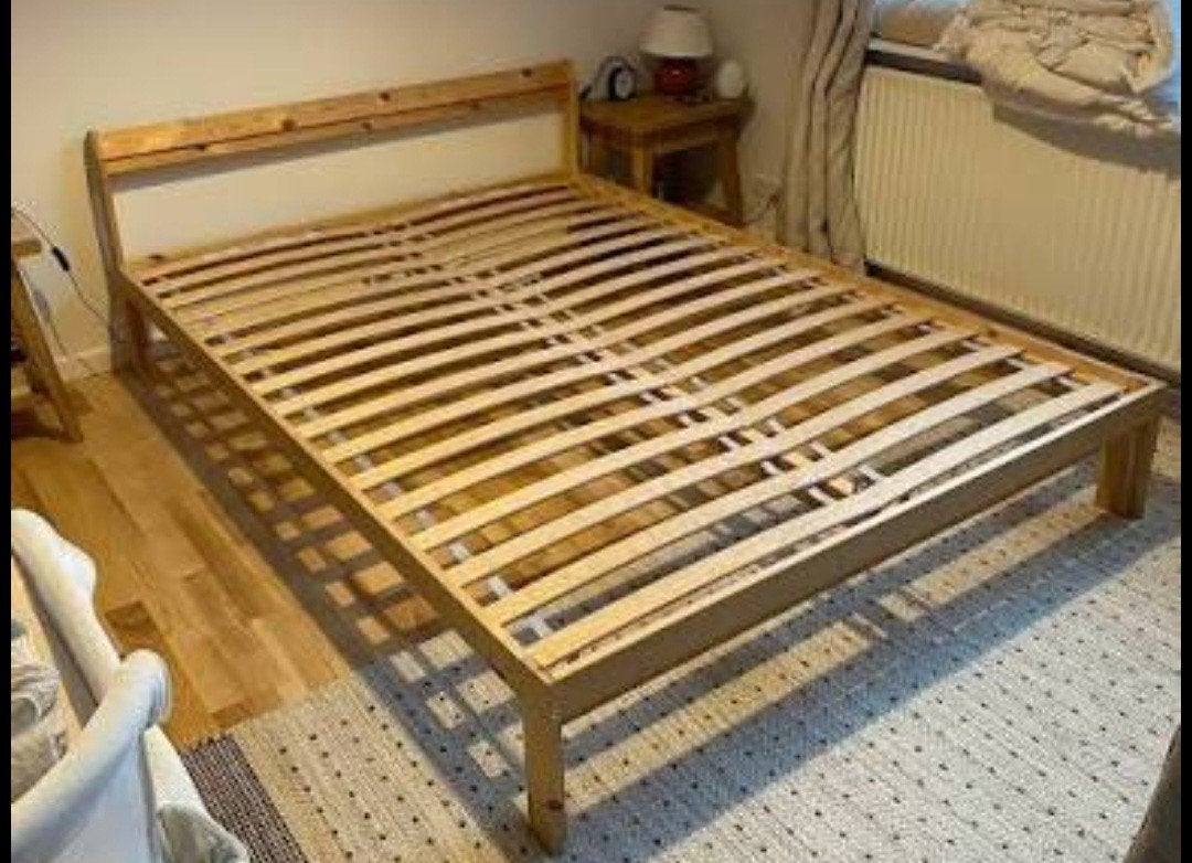 IKEA NEIDEN bedeframe with LUROY plates, 140x200 cm, Huis en Inrichting, Slaapkamer | Bedden, Ophalen, Beige, Steigerhout, Tweepersoons