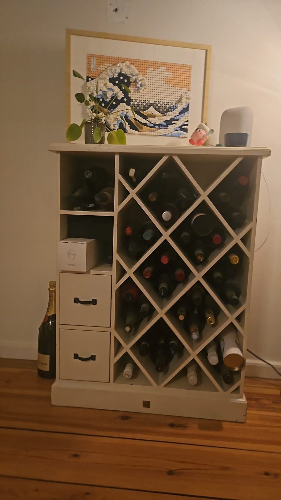Rivièra Maison Wijnkast 'Château Clairemont' (Wit), Ophalen, Gebruikt, 15 tot 25 flessen, 75 – 100