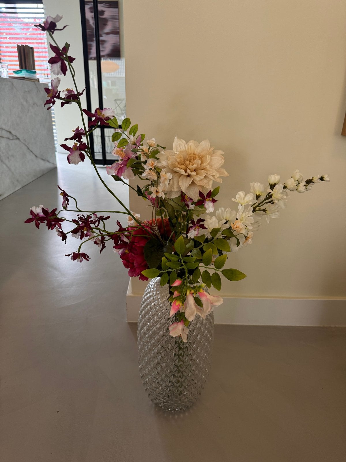 Prachtig Kunstboeket Zijden Bloemen Nom Nové, Ophalen, Binnen, Zijde, Zo goed als nieuw